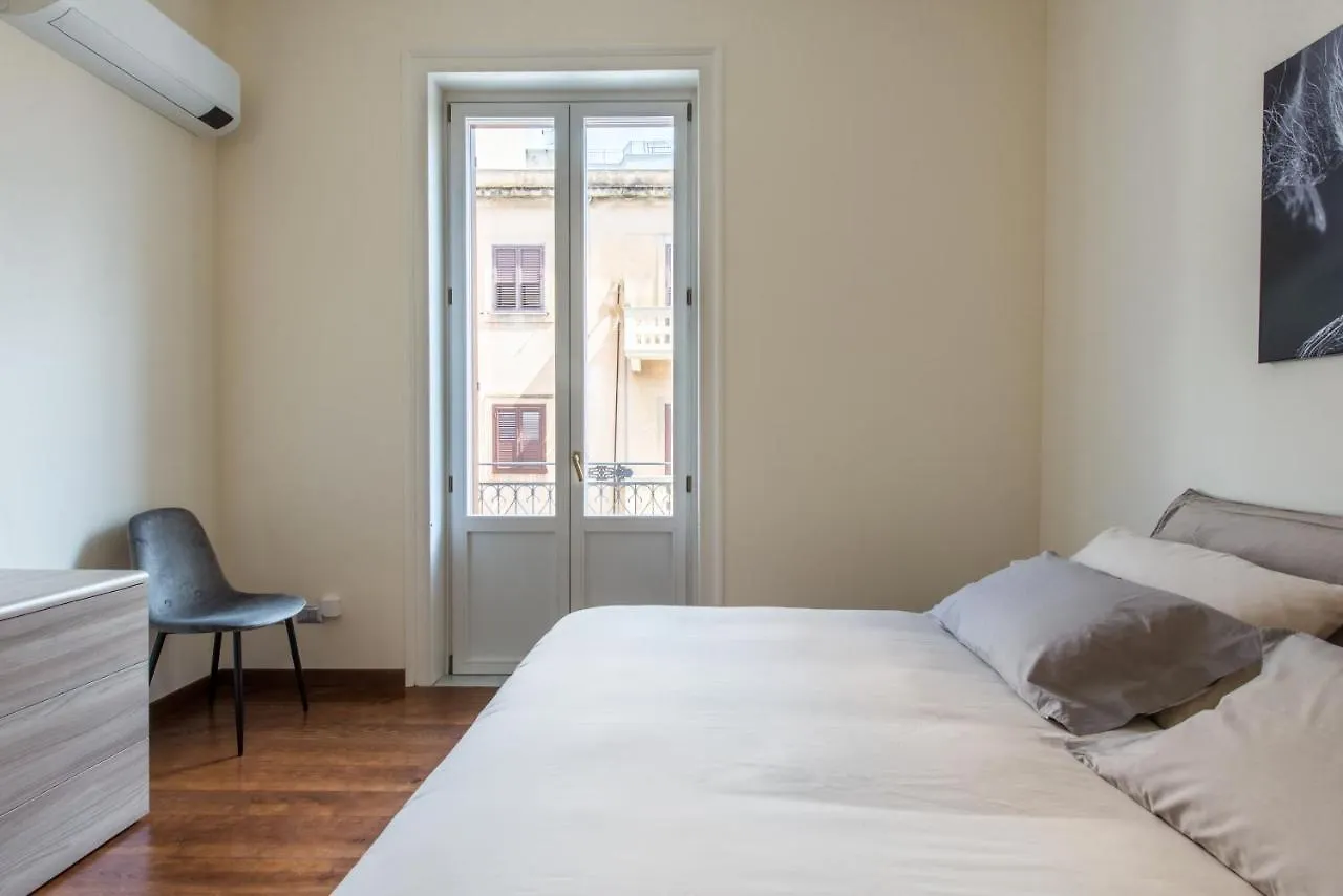 Anna'S Luxury Apartment Палермо 0*,  Италия